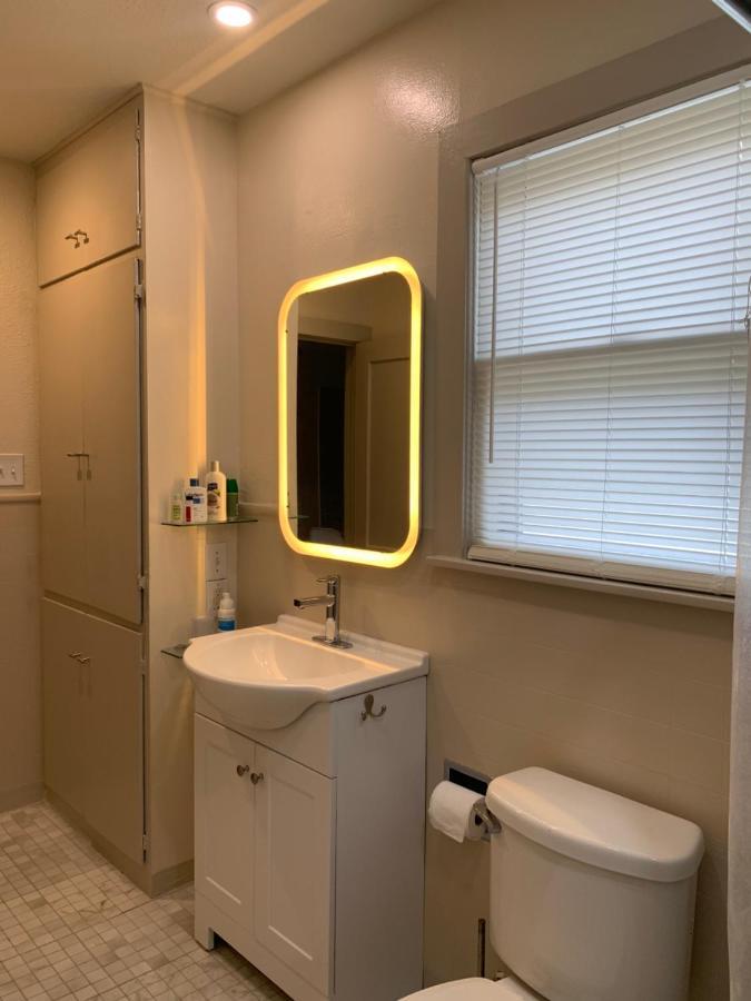 125-#4 Downtown Cozy Upstairs One Bedroom Apt Σαν Αντόνιο Εξωτερικό φωτογραφία